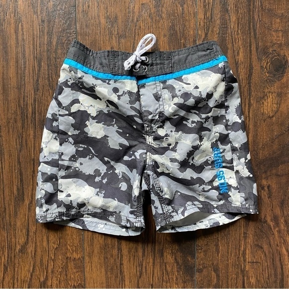 OshKosh B’gosh Swim Trunks - Picture 5 of 8